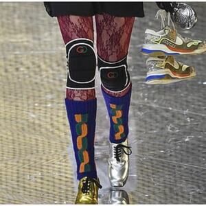New Gucci Knee Pads Black Logo GG Runway Shira Kneepads Tags Designer Authentic